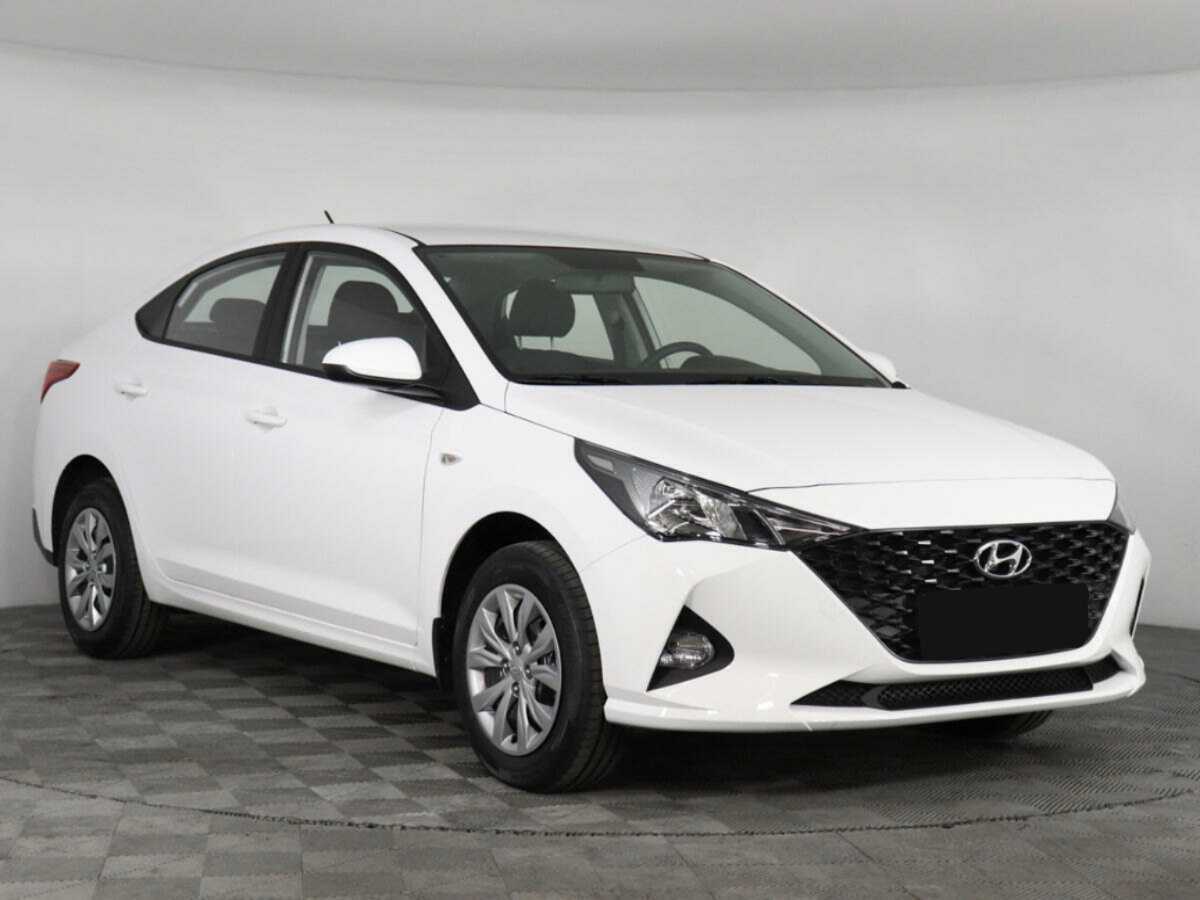 Купить Hyundai Solaris с пробегом. Фото: #2