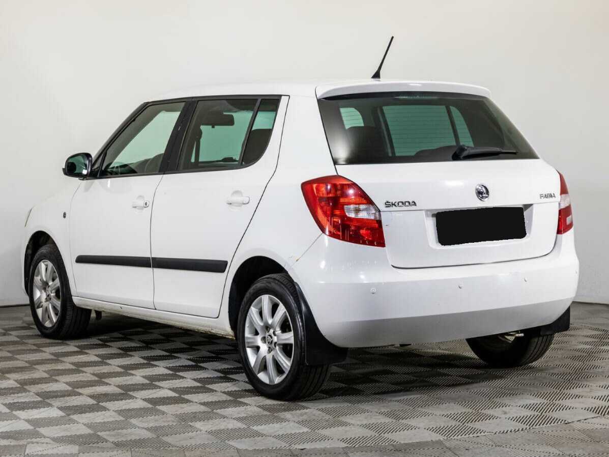 Купить Skoda Fabia с пробегом. Фото: #6