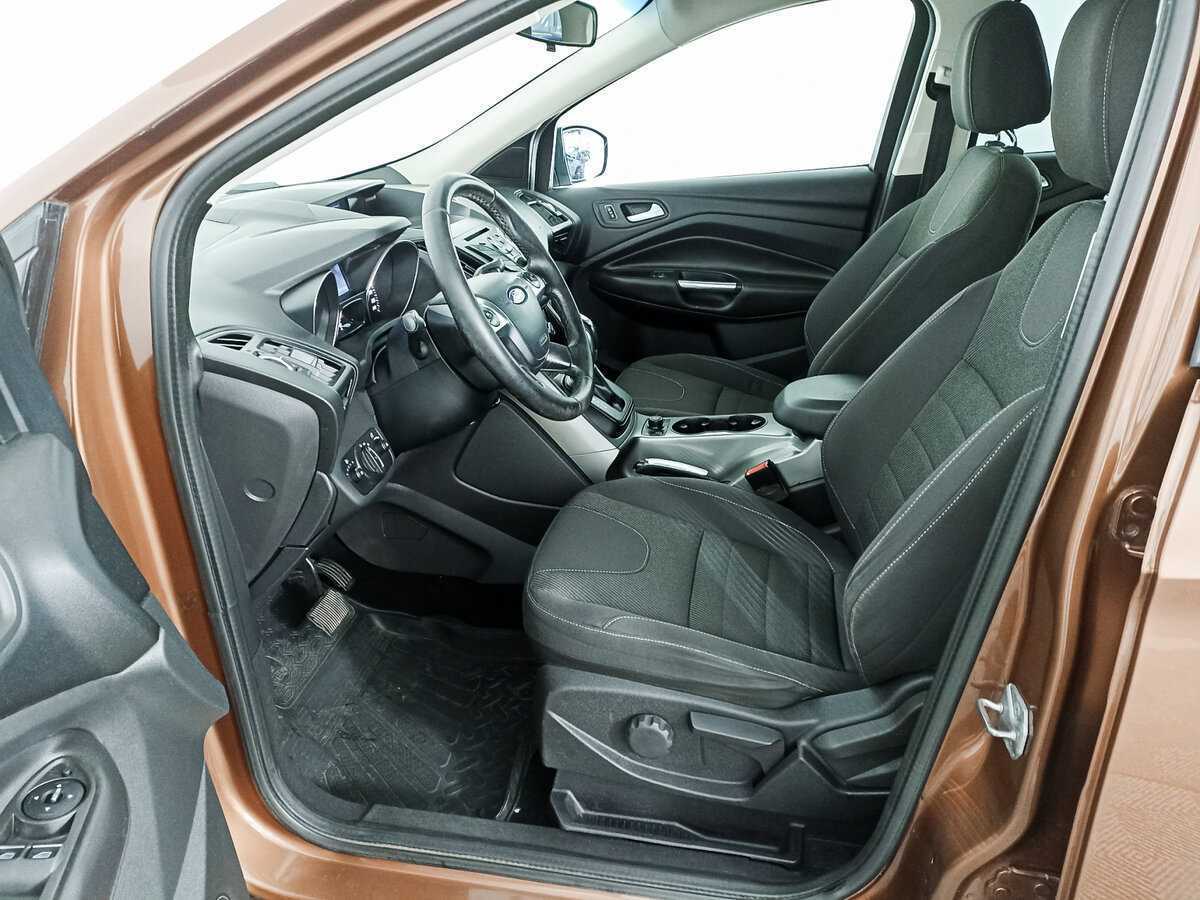 Купить Ford Kuga с пробегом. Фото: #12