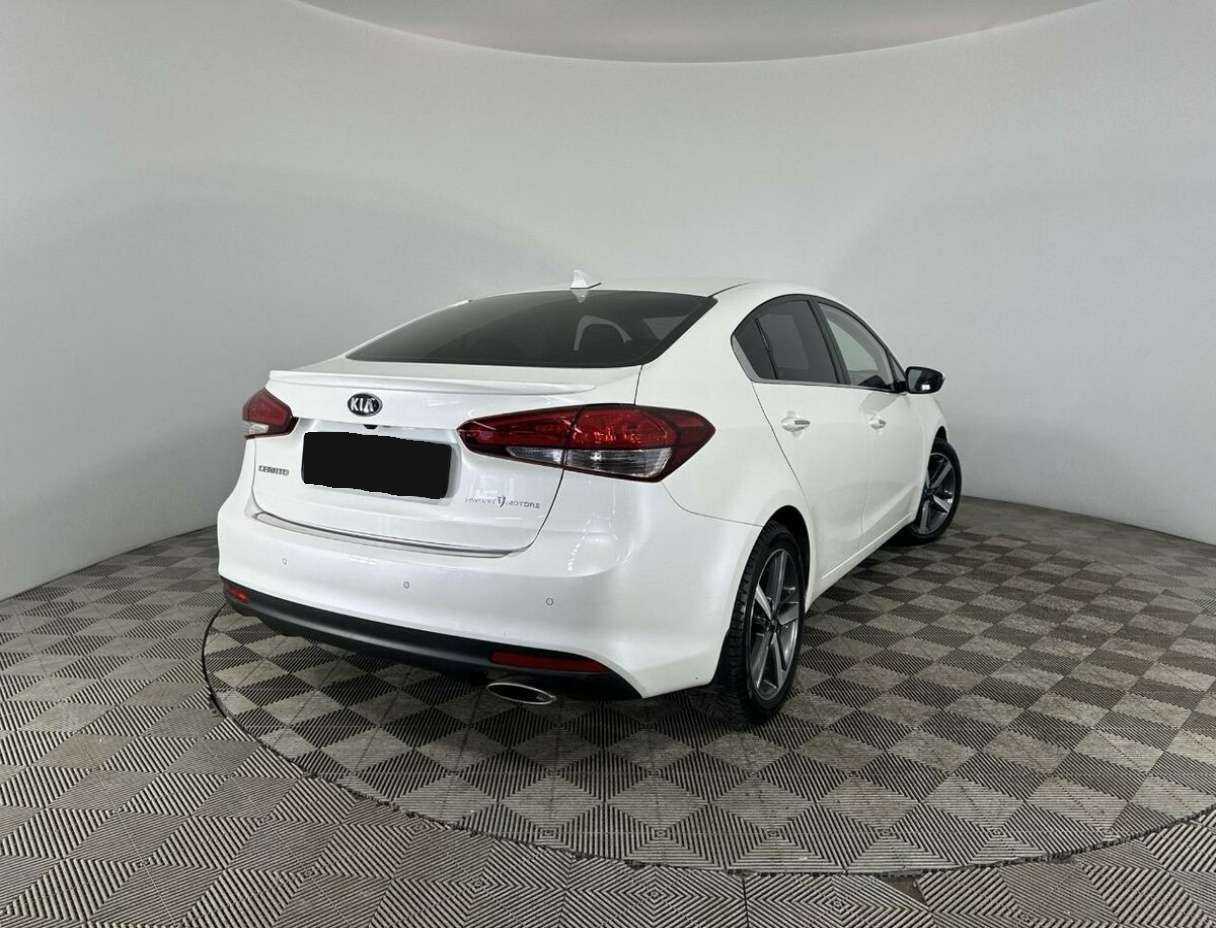 Купить Kia Cerato с пробегом. Фото: #5