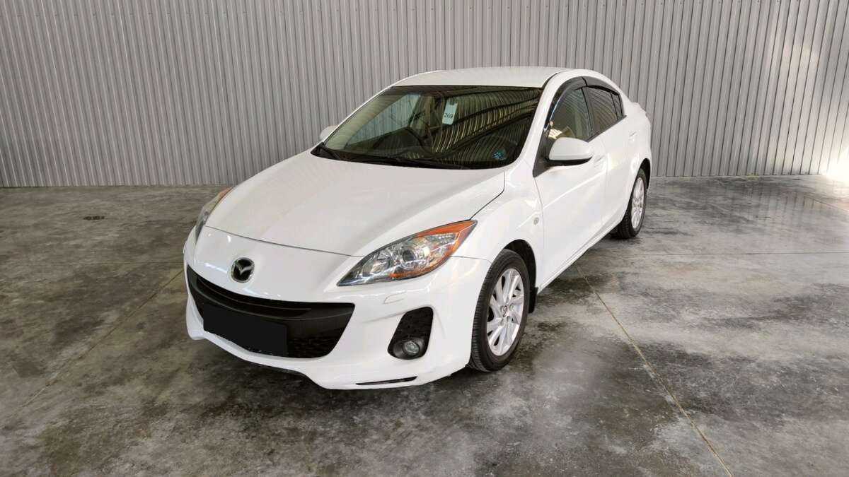 Купить Mazda 3 с пробегом. Посмотреть фото