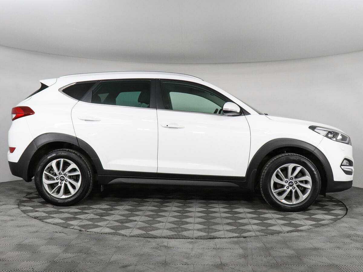 Купить Hyundai Tucson с пробегом. Фото: #3