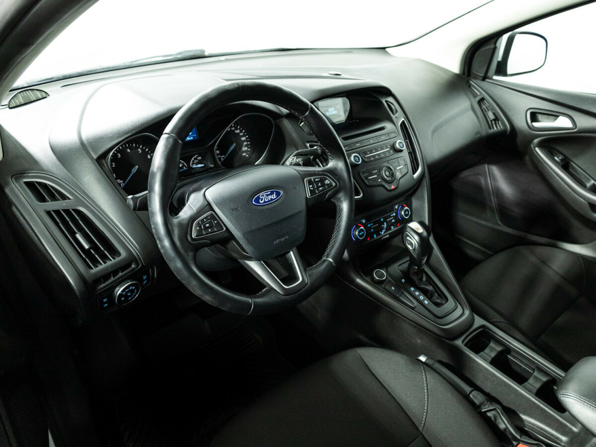 Купить Ford Focus с пробегом. Фото: #11