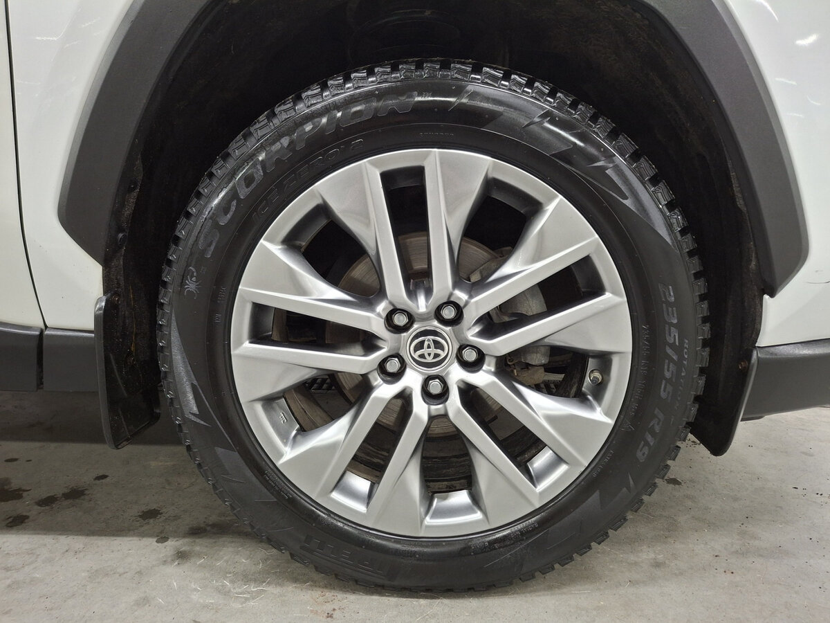 Купить Toyota RAV4 с пробегом. Фото: #16