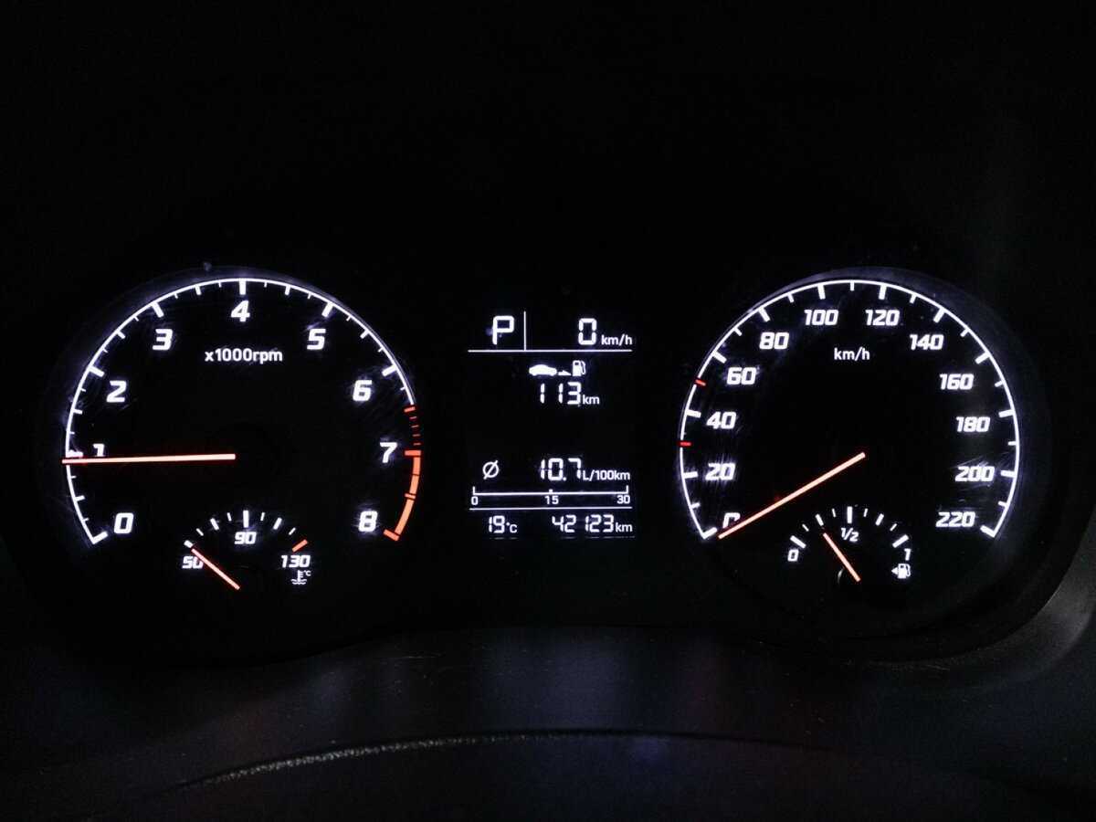 Купить Hyundai Solaris с пробегом. Фото: #11