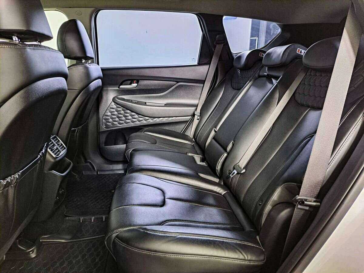 Купить Hyundai Santa Fe с пробегом. Фото: #9