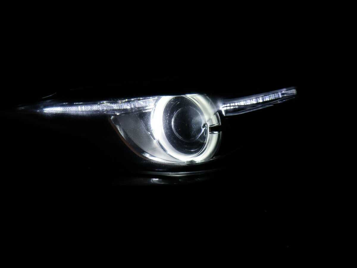 Купить Mazda 3 с пробегом. Фото: #26