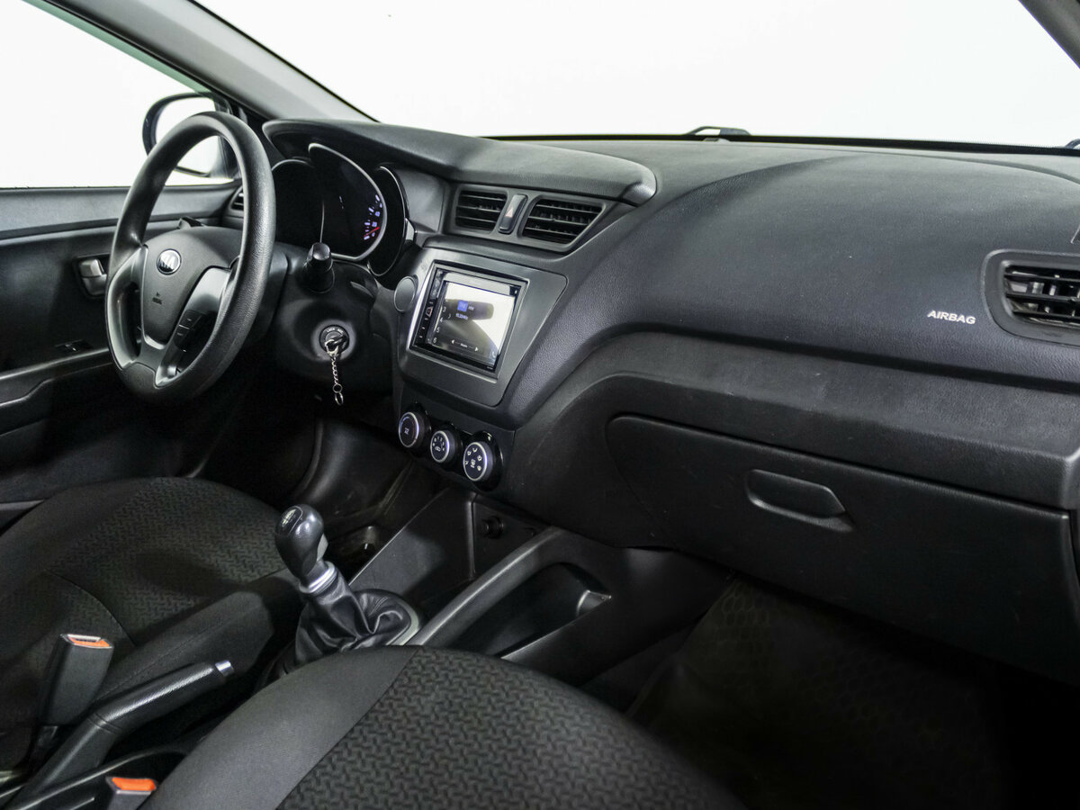 Купить Kia Rio с пробегом. Фото: #8