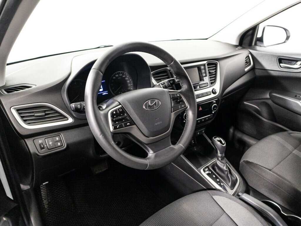 Купить Hyundai Solaris с пробегом. Фото: #10