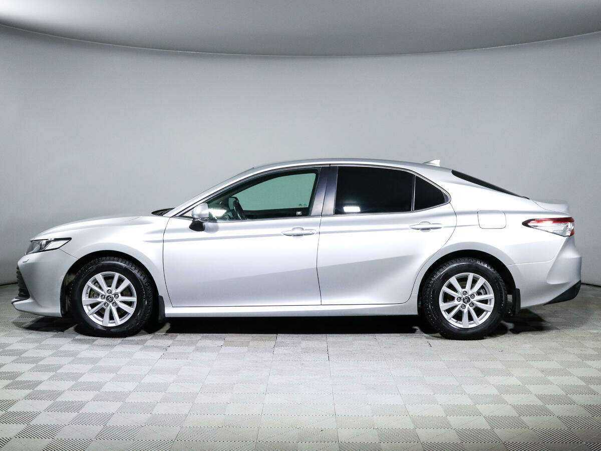 Купить Toyota Camry с пробегом. Фото: #7