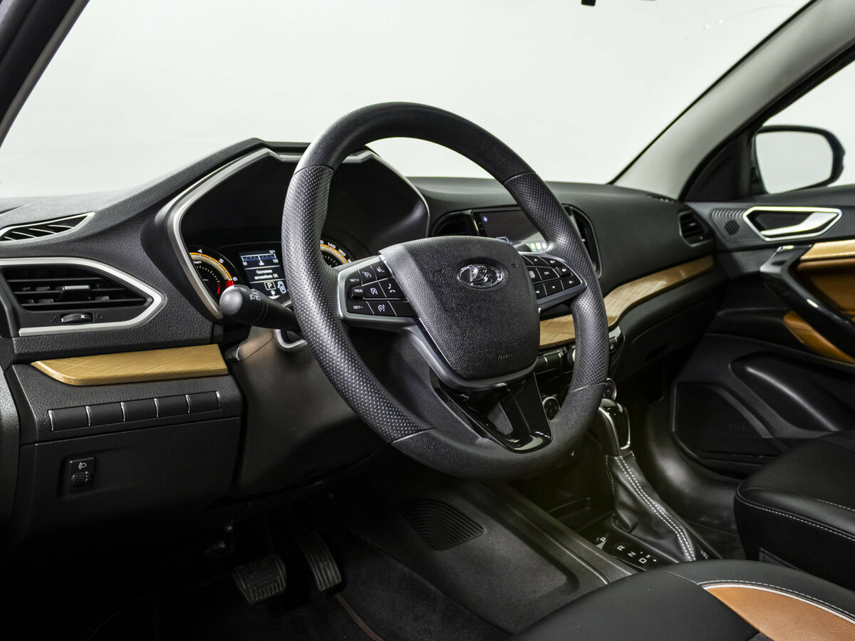 Купить Lada (ВАЗ) Vesta с пробегом. Фото: #10