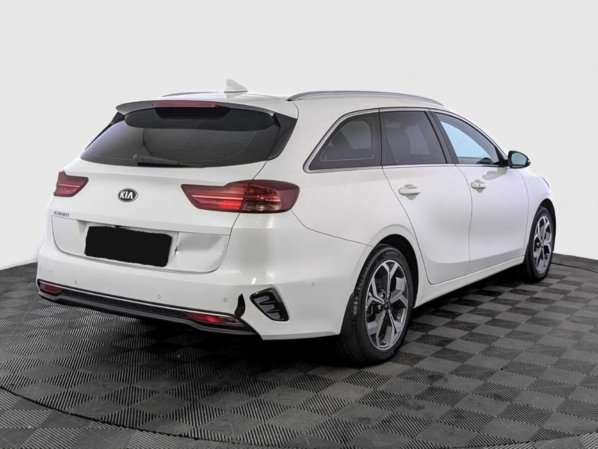 Купить Kia Ceed с пробегом. Фото: #4