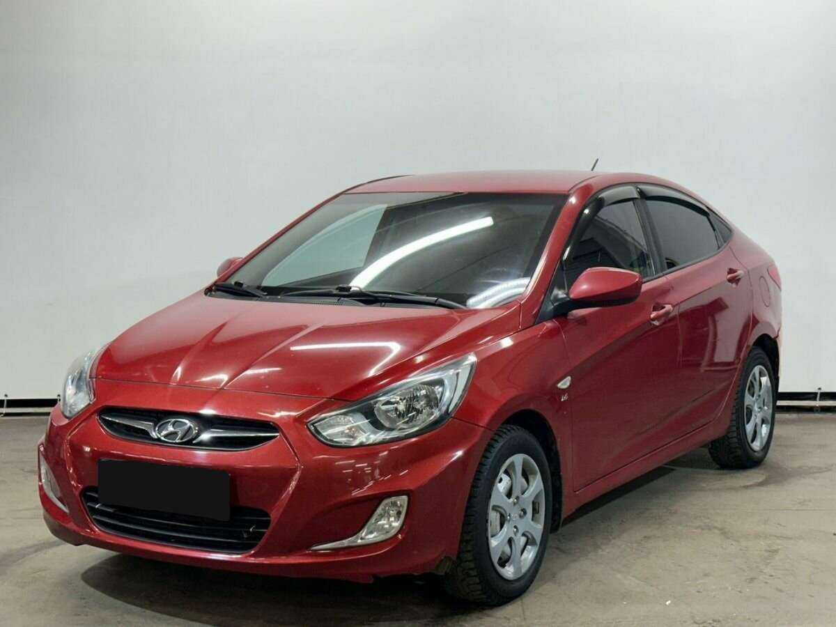 Купить Hyundai Solaris с пробегом. Фото: #0