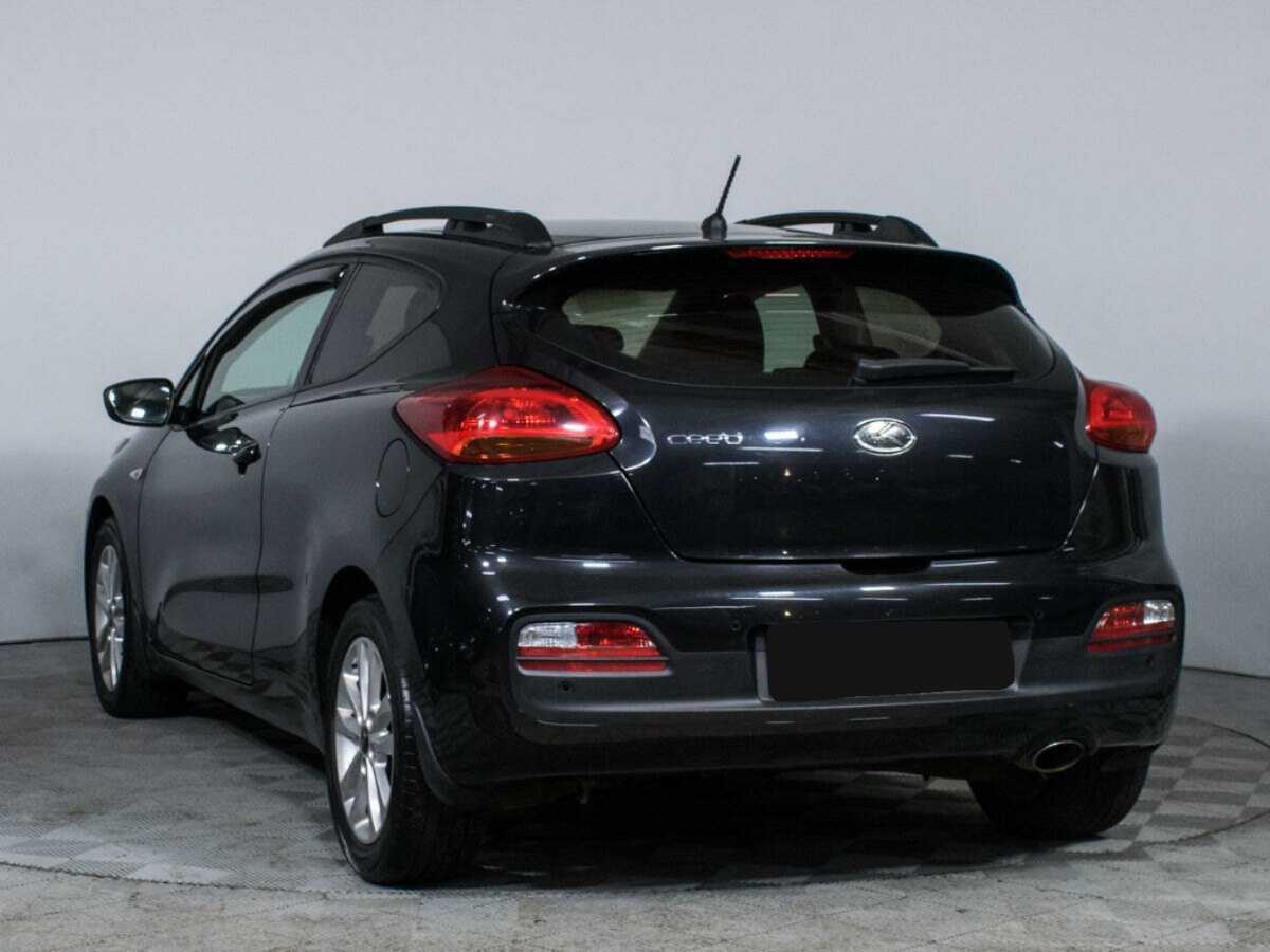Купить Kia Ceed с пробегом. Фото: #5