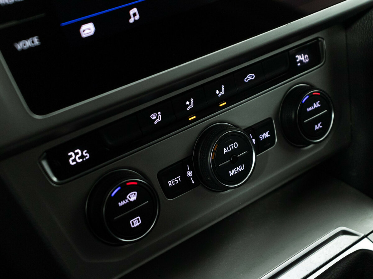 Купить Volkswagen Passat с пробегом. Фото: #13
