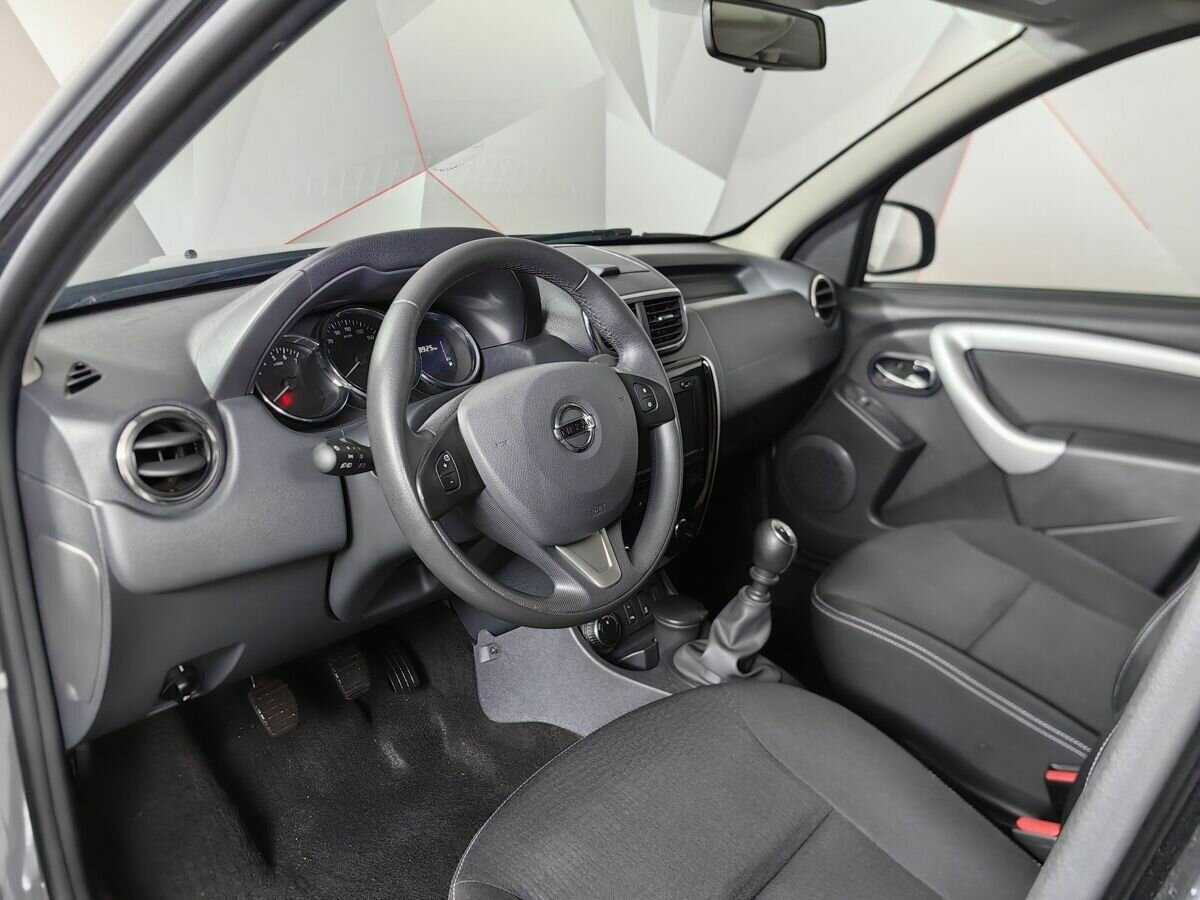 Купить Nissan Terrano с пробегом. Фото: #13