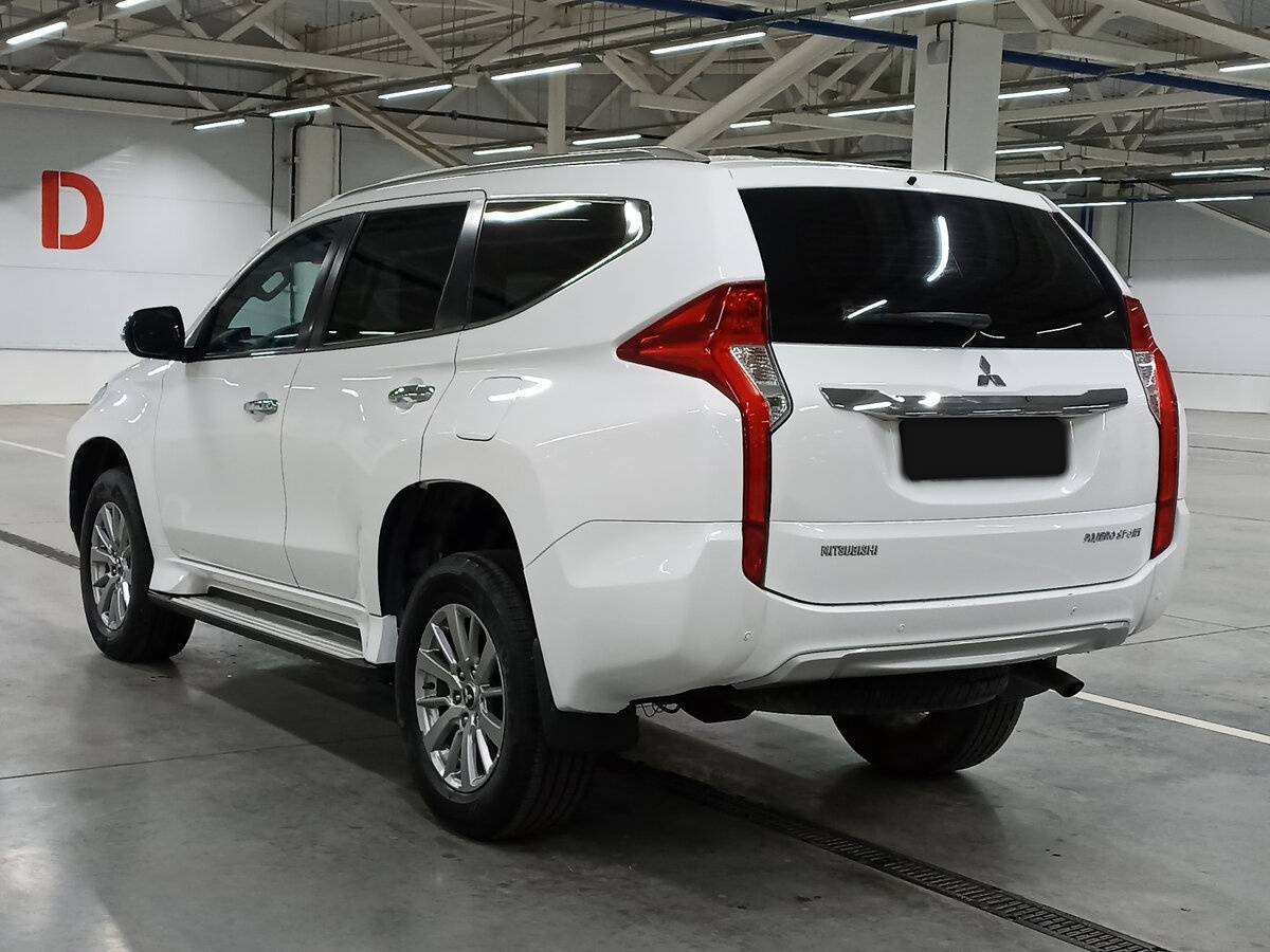 Купить Mitsubishi Pajero Sport с пробегом. Фото: #6