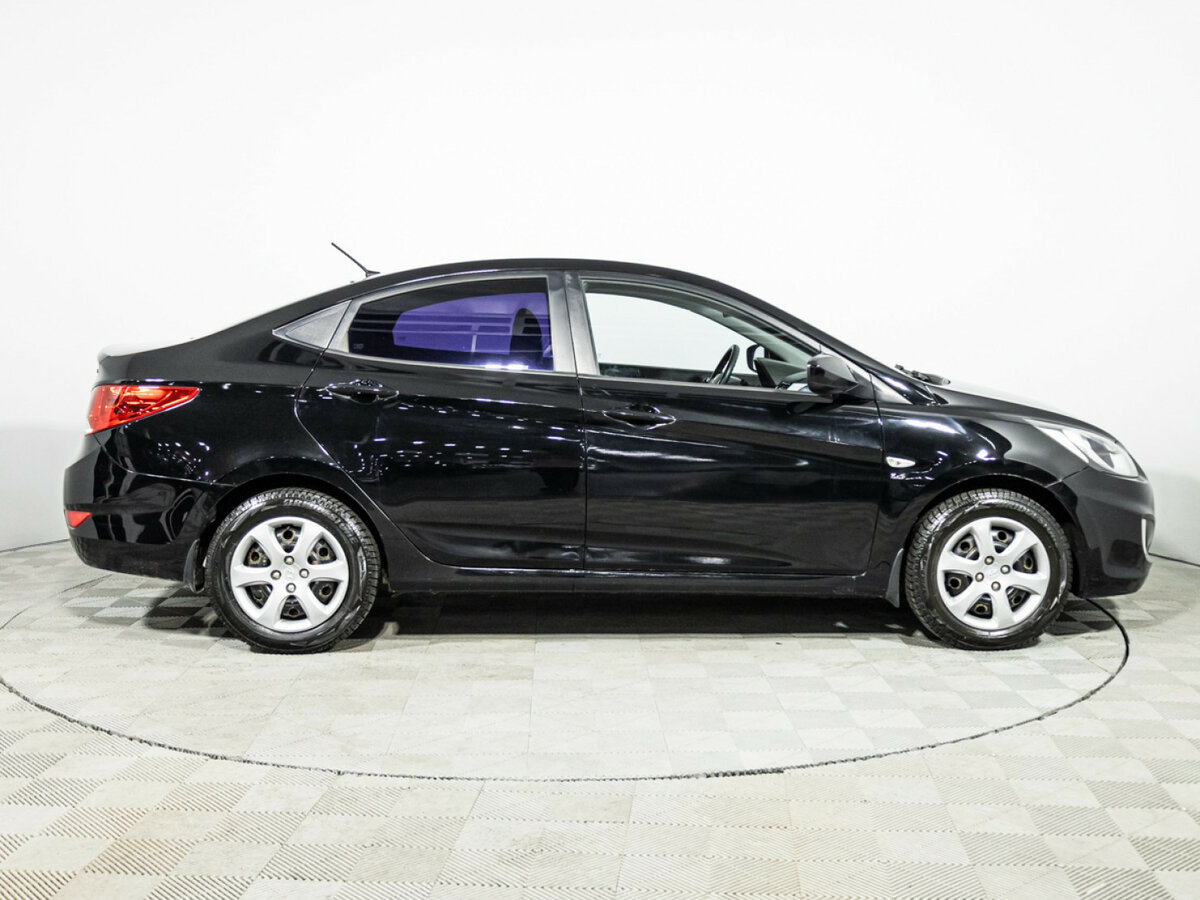 Купить Hyundai Solaris с пробегом. Фото: #3