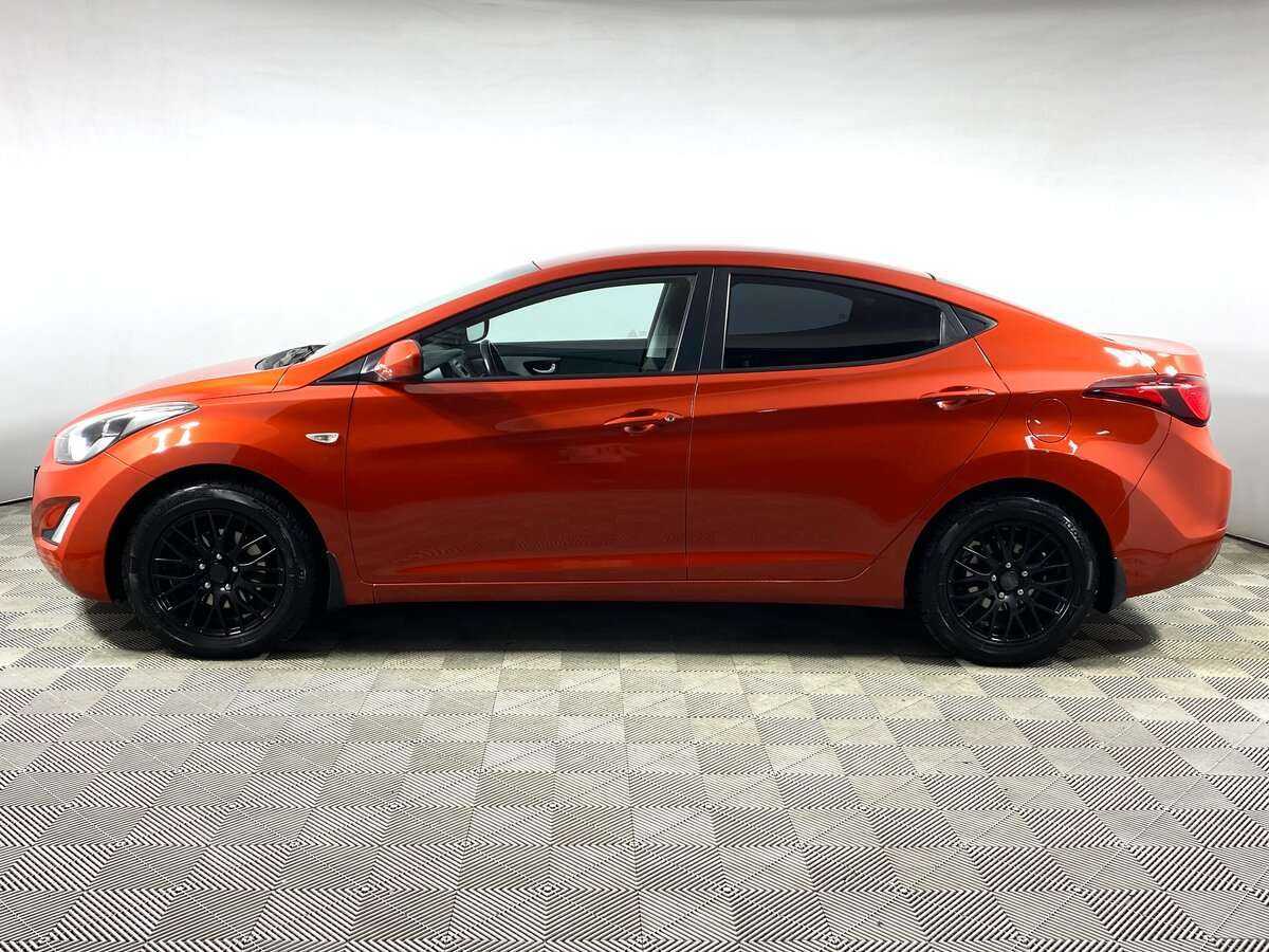 Купить Hyundai Elantra с пробегом. Фото: #5