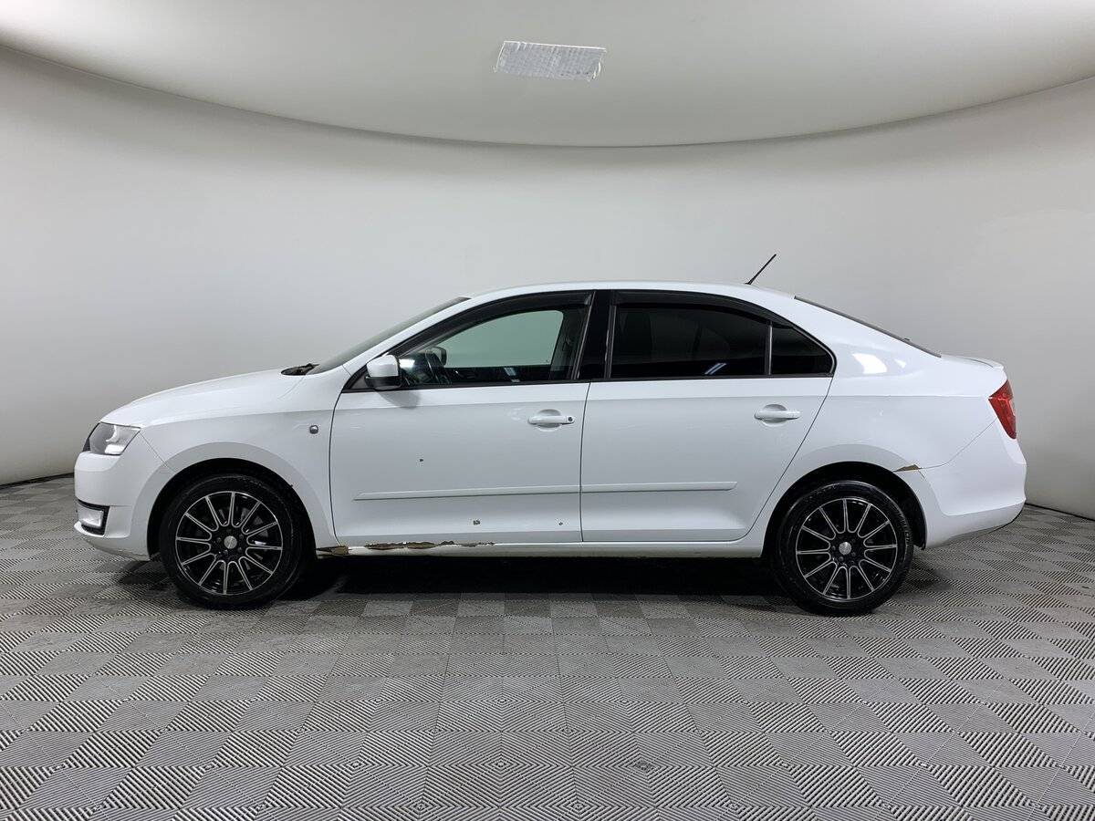 Купить Skoda Rapid с пробегом. Фото: #7