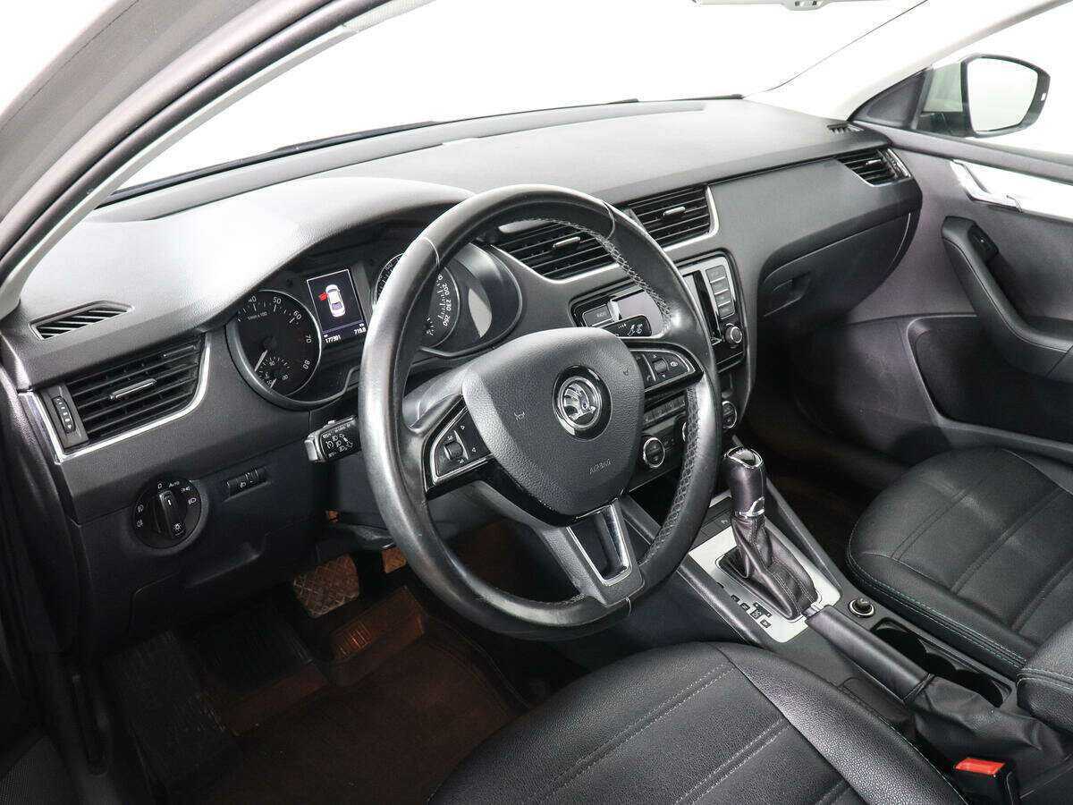 Купить Skoda Octavia с пробегом. Фото: #7