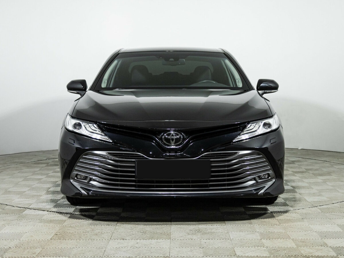 Купить Toyota Camry с пробегом. Фото: #1