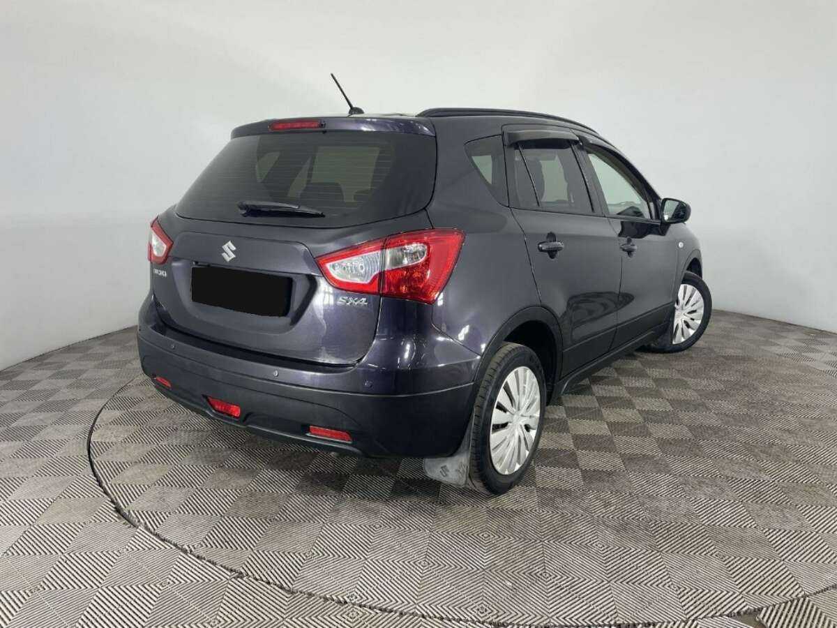 Купить Suzuki SX4 с пробегом. Фото: #5