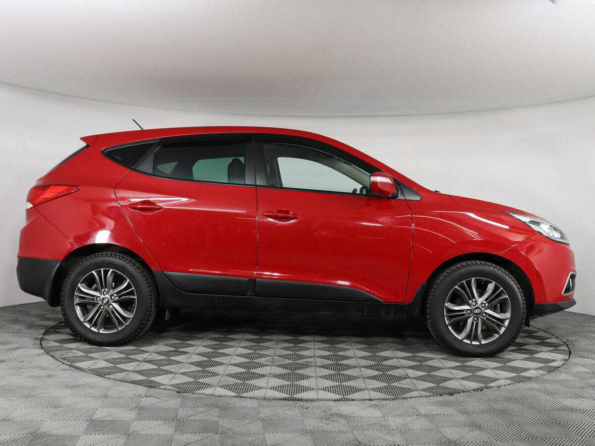 Купить Hyundai ix35 с пробегом. Фото: #3