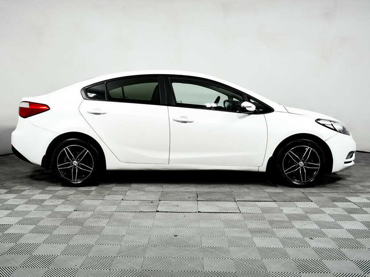 Купить Kia Cerato с пробегом. Фото: #3