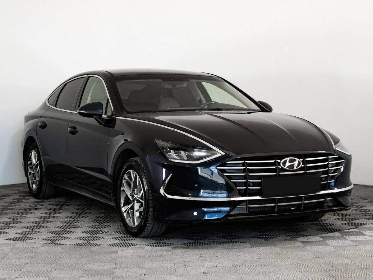 Купить Hyundai Sonata с пробегом. Фото: #4