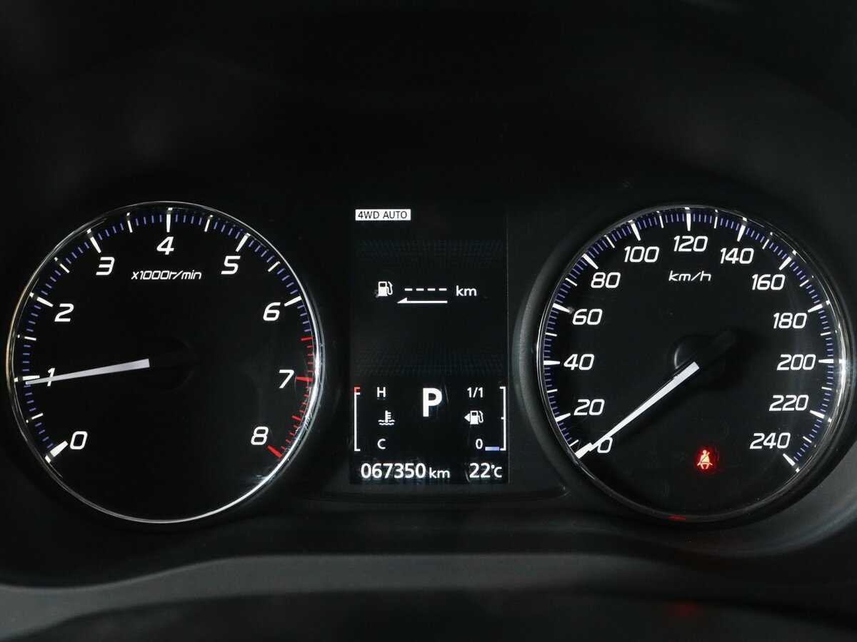 Купить Mitsubishi Outlander с пробегом. Фото: #4
