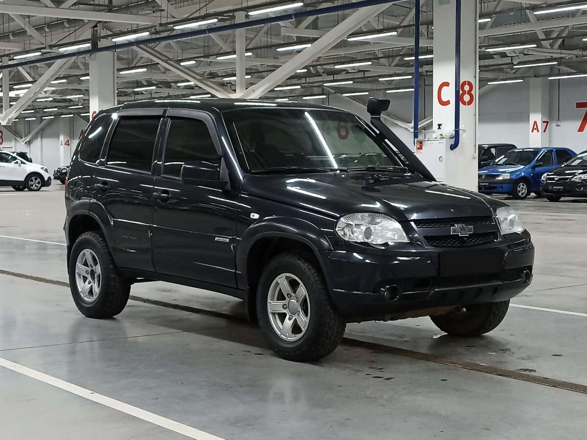 Купить Chevrolet Niva с пробегом. Фото: #2