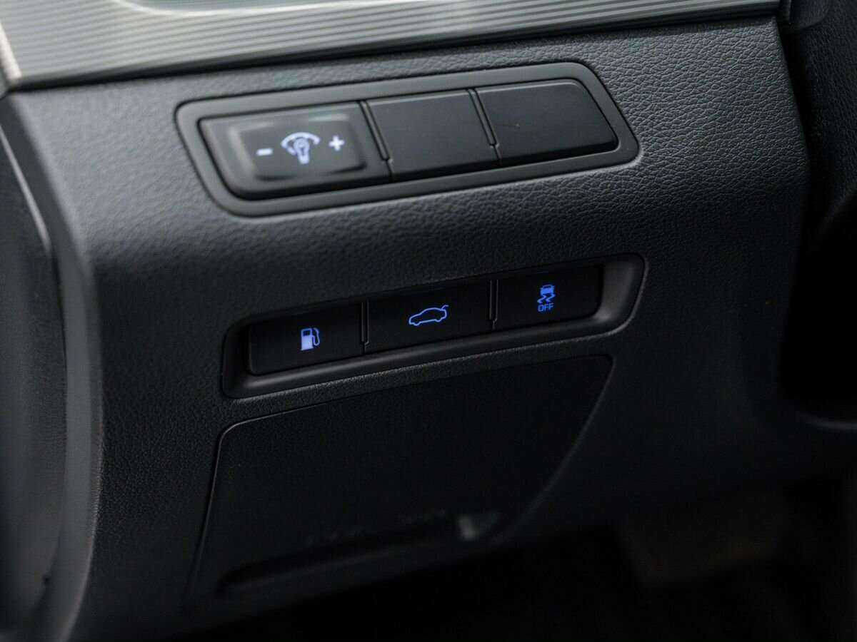Купить Hyundai Sonata с пробегом. Фото: #20