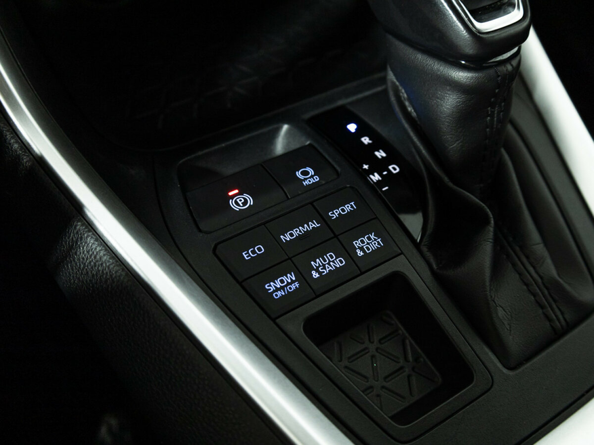 Купить Toyota RAV4 с пробегом. Фото: #13