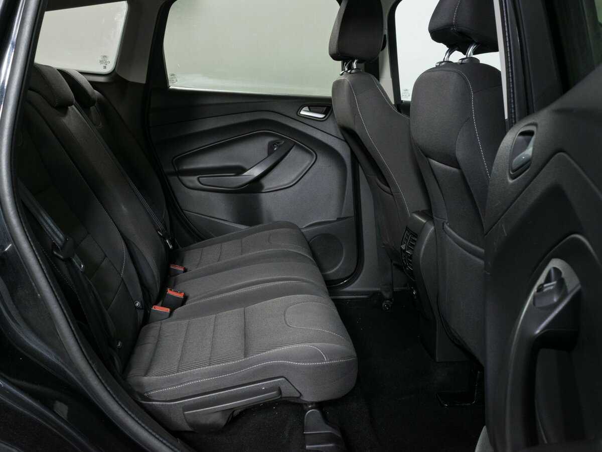 Купить Ford Kuga с пробегом. Фото: #9
