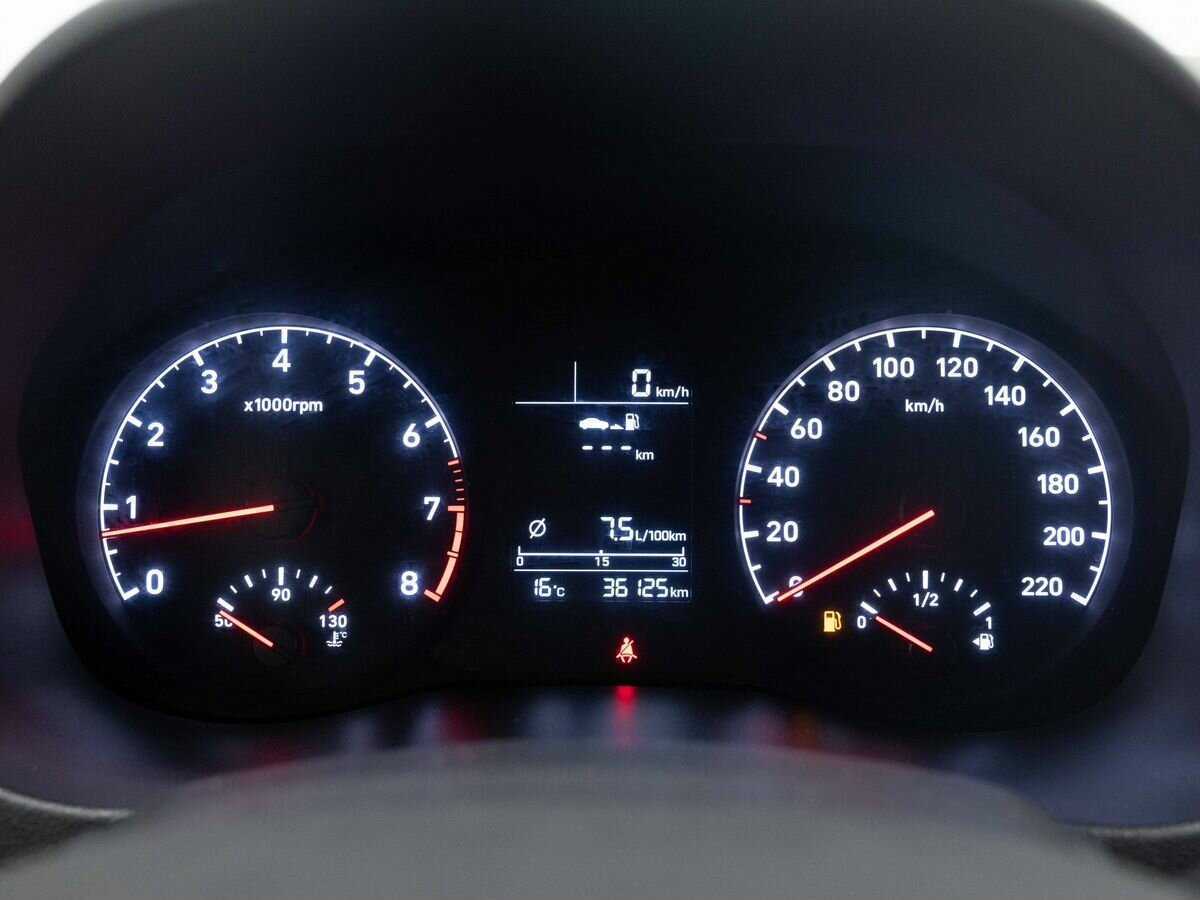 Купить Hyundai Solaris с пробегом. Фото: #16