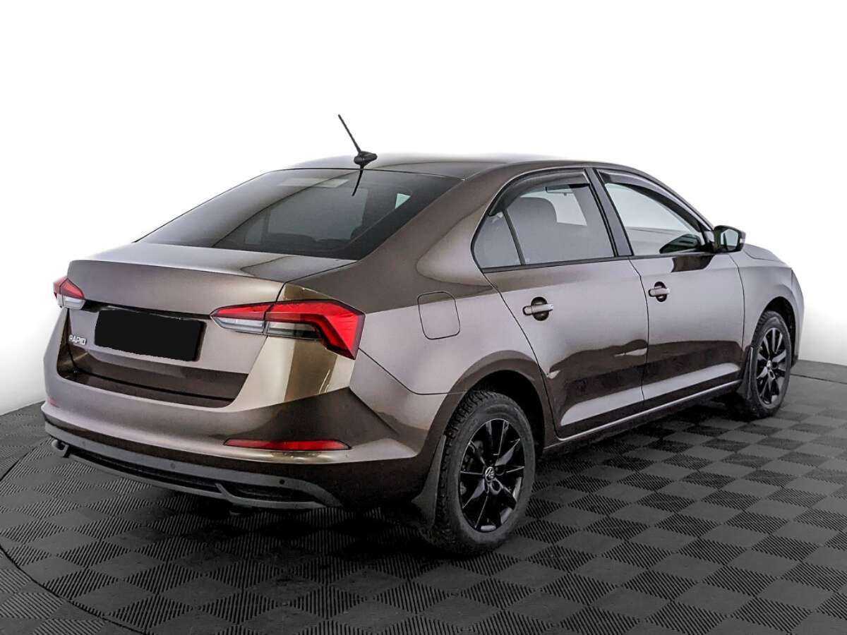 Купить Skoda Rapid с пробегом. Фото: #4