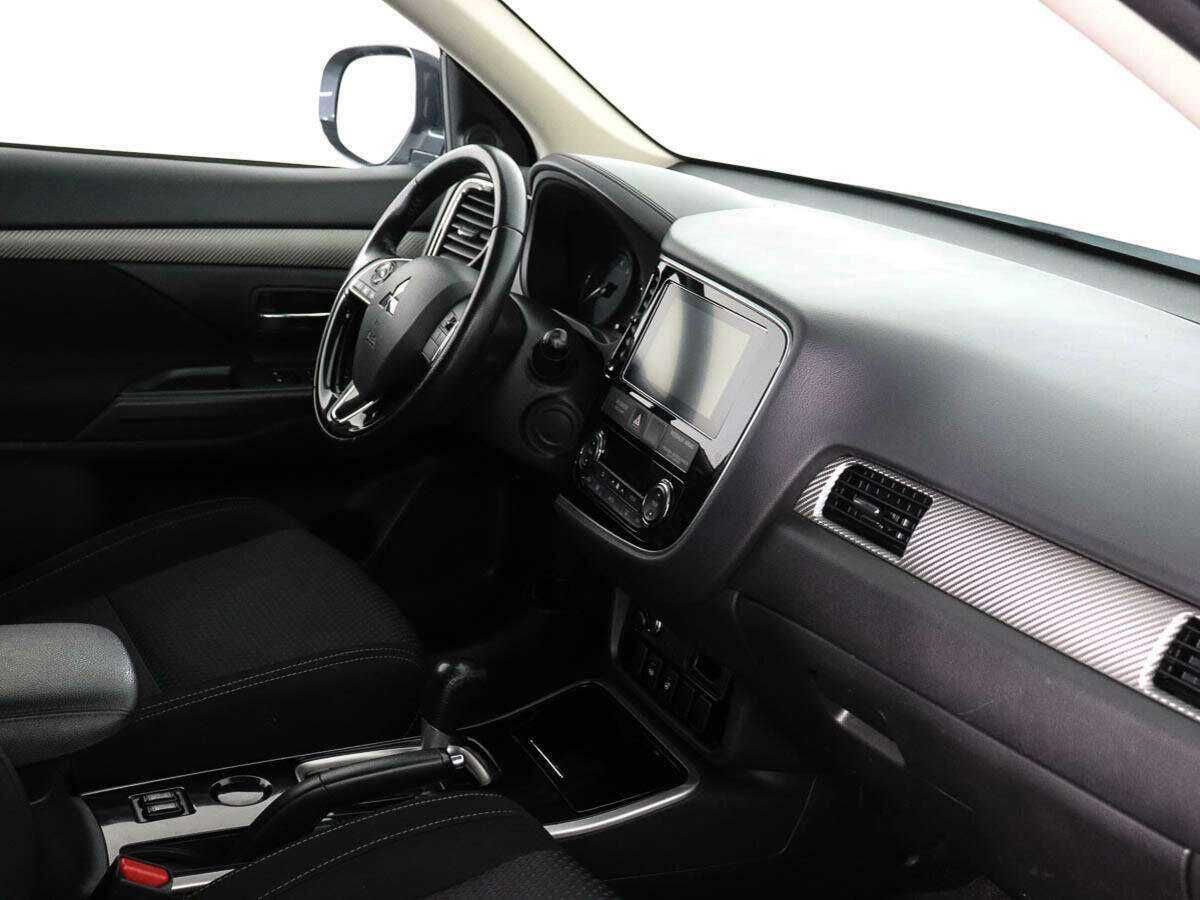 Купить Mitsubishi Outlander с пробегом. Фото: #6