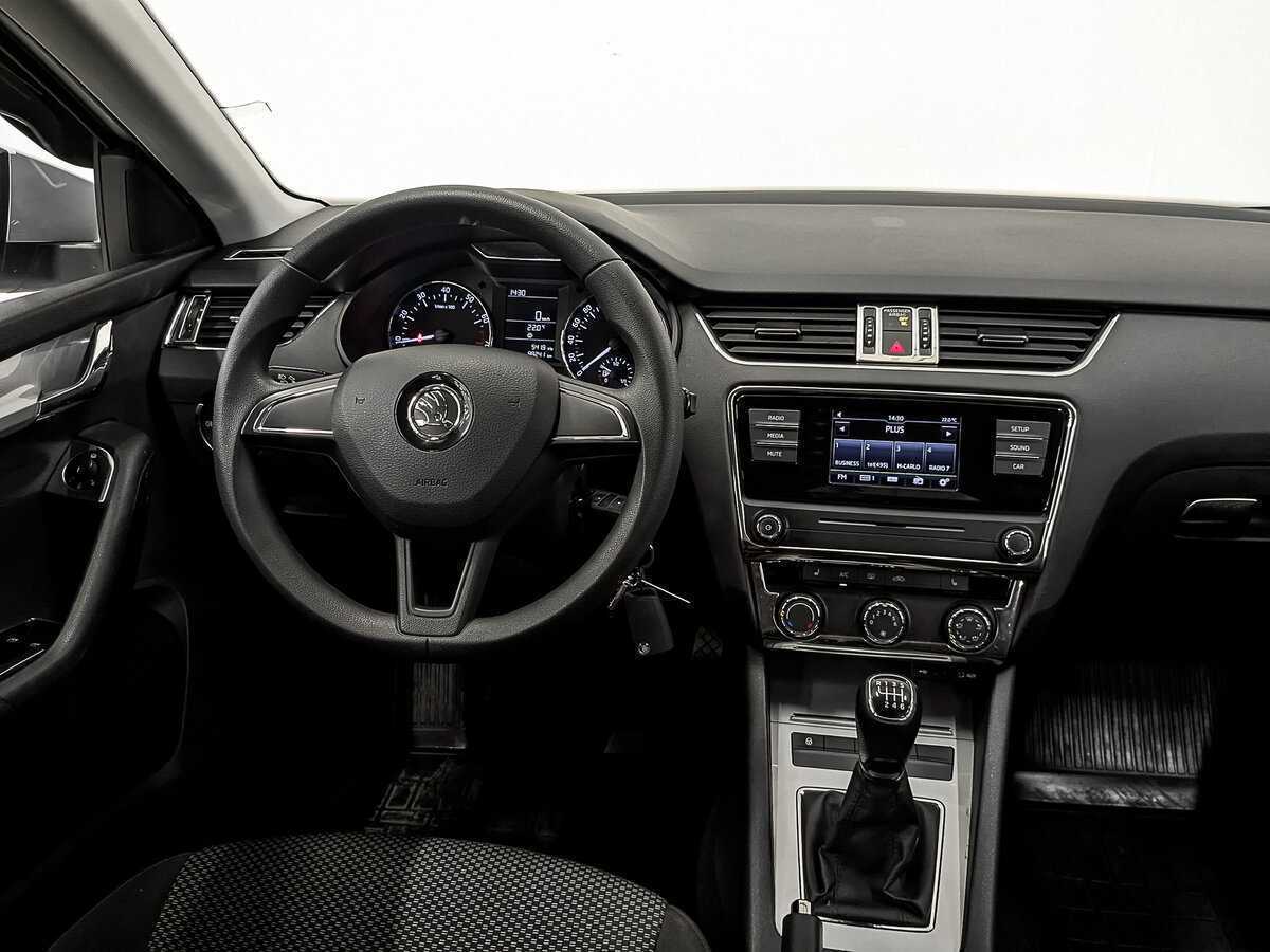 Купить Skoda Octavia с пробегом. Фото: #25