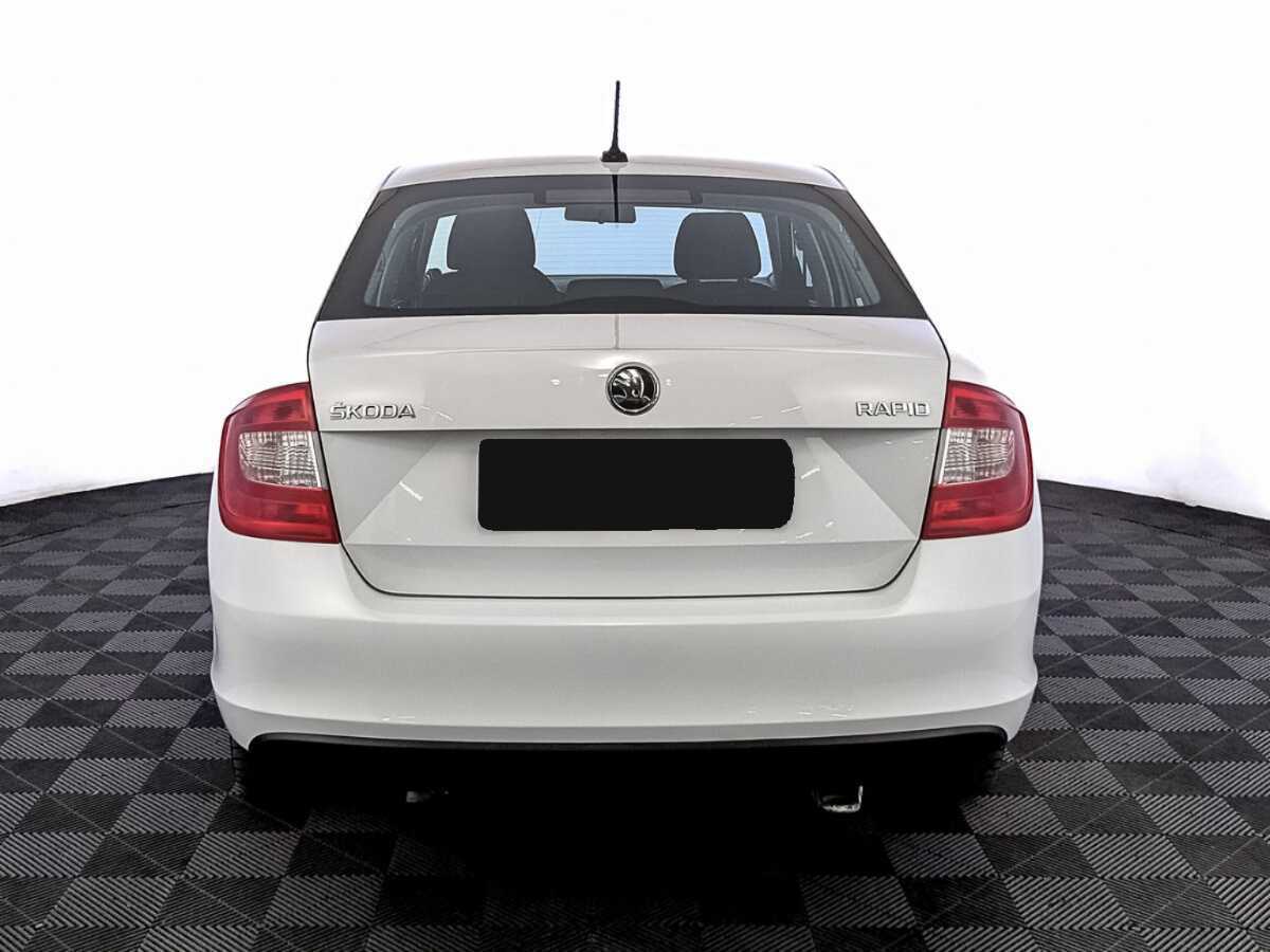 Купить Skoda Rapid с пробегом. Фото: #5