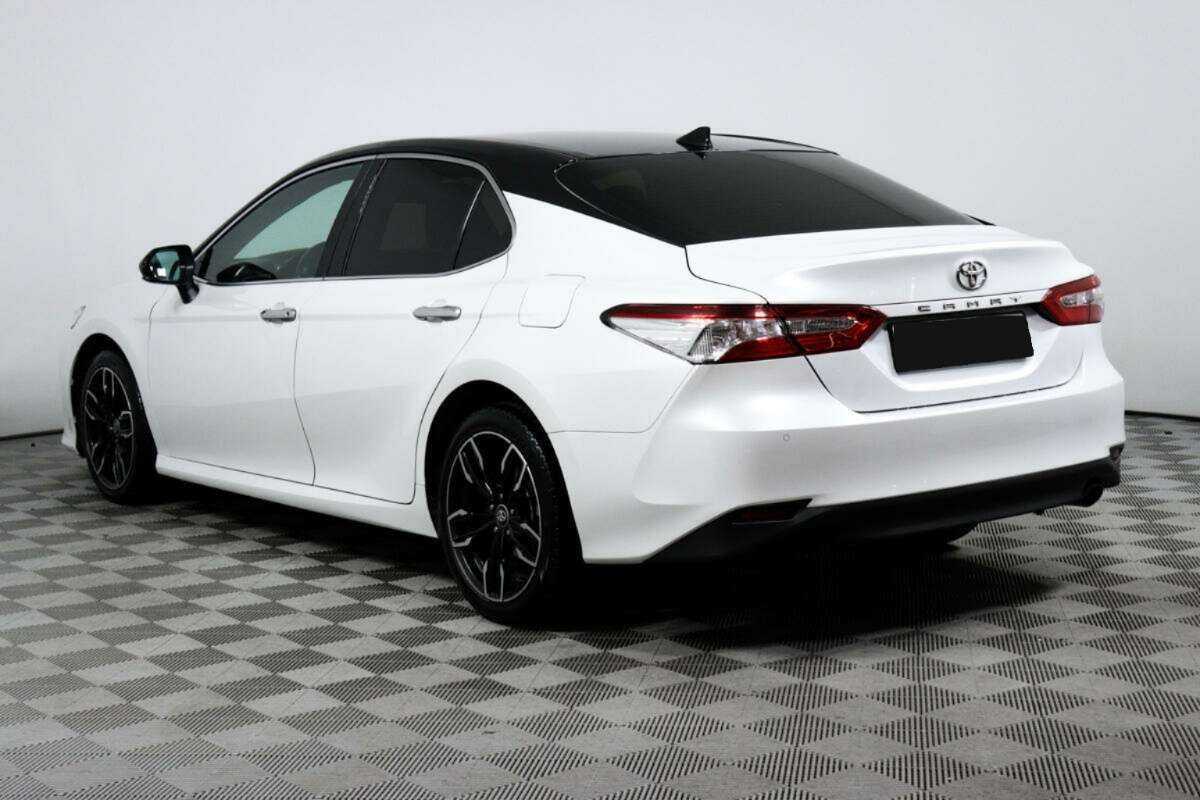 Купить Toyota Camry с пробегом. Фото: #6