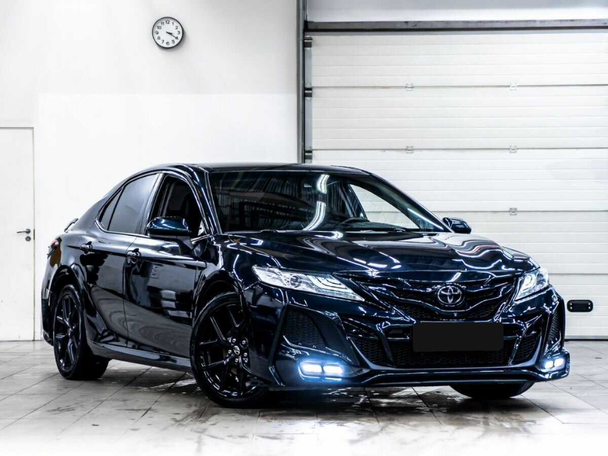 Купить Toyota Camry с пробегом. Фото: #1