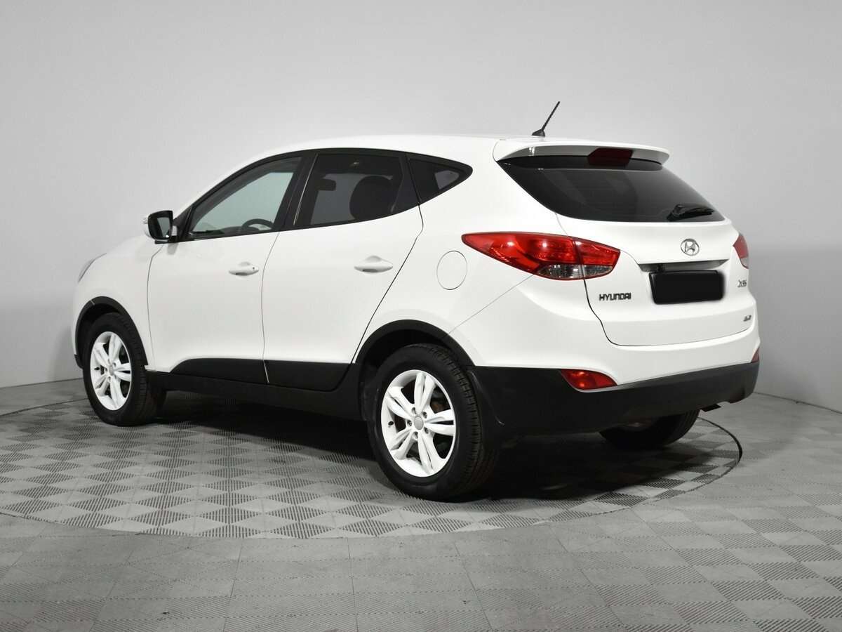 Купить Hyundai ix35 с пробегом. Фото: #6