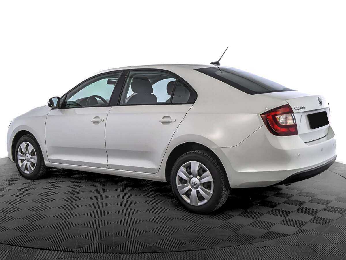 Купить Skoda Rapid с пробегом. Фото: #6