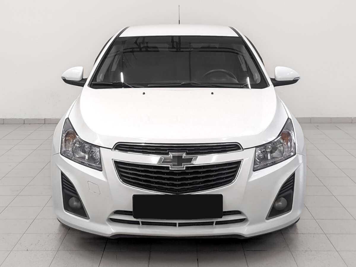 Купить Chevrolet Cruze с пробегом. Фото: #1