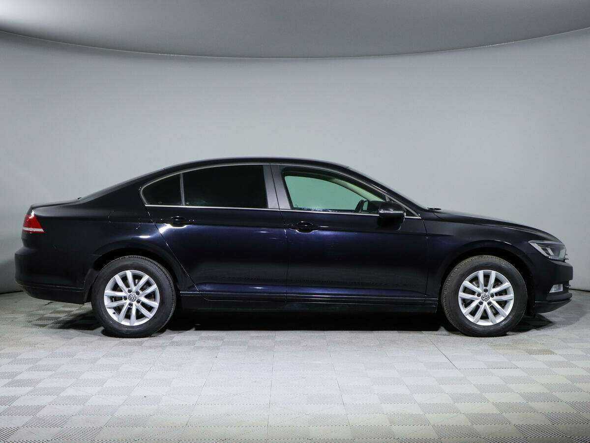 Купить Volkswagen Passat с пробегом. Фото: #3