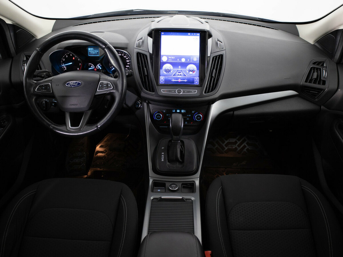 Купить Ford Kuga с пробегом. Фото: #6