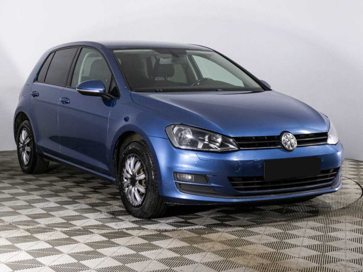 Купить Volkswagen Golf с пробегом. Фото: #2
