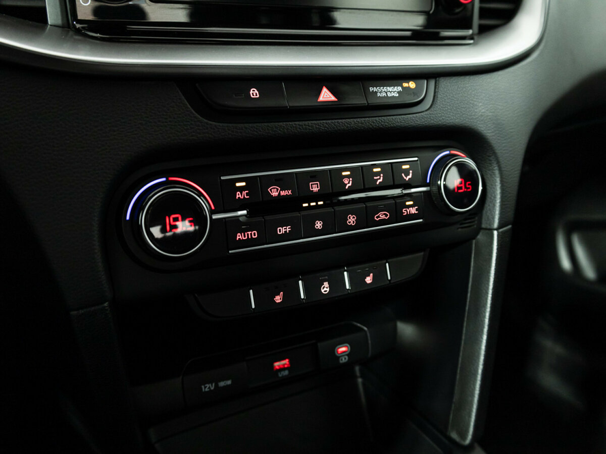 Купить Kia Ceed с пробегом. Фото: #16
