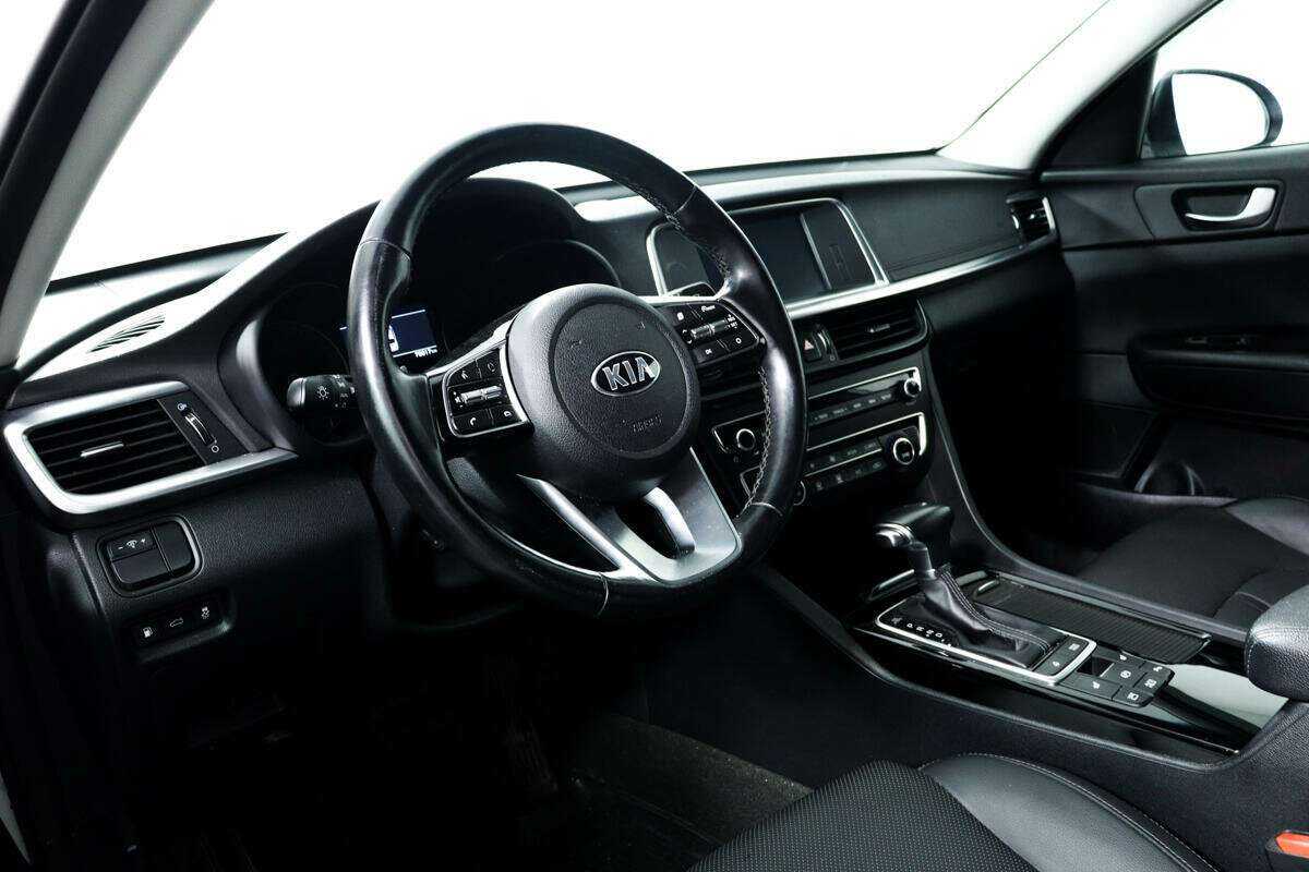 Купить Kia Optima с пробегом. Фото: #12